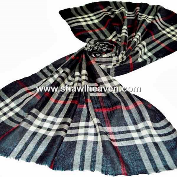 Black Tartan Scarf in pure cashmere